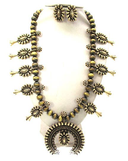 Western Metal Squash Blossom Necklace with Navajo Pearl: Silver