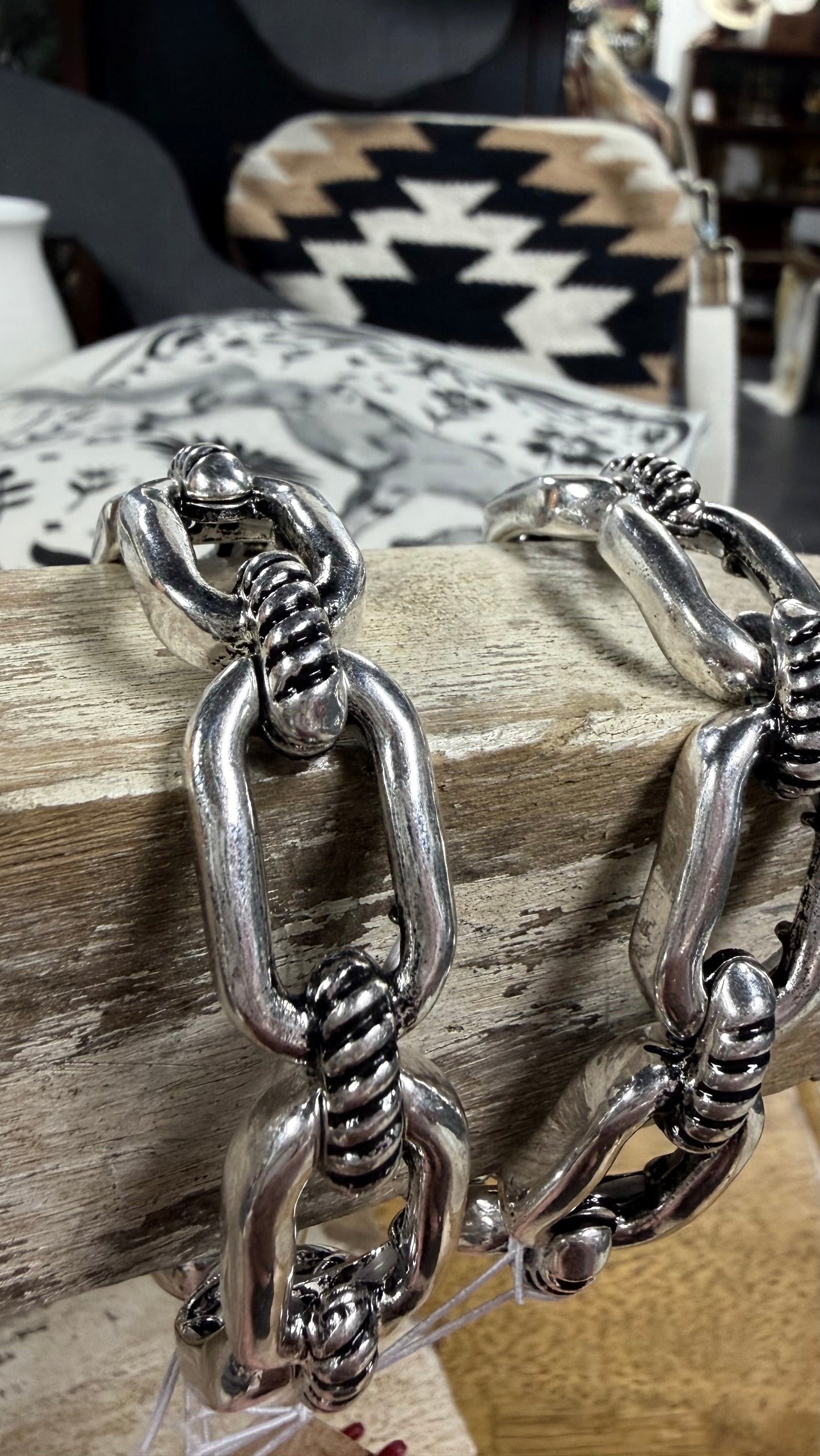 WESTERN LINKED CHAIN STRETCH BRACELET
