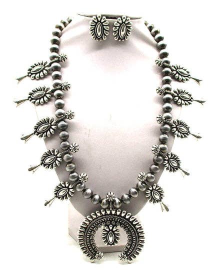 Western Metal Squash Blossom Necklace with Navajo Pearl: Silver