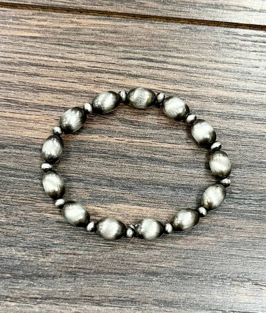Handmade 10mm Oval Navajo Bead Stretch Bracelet