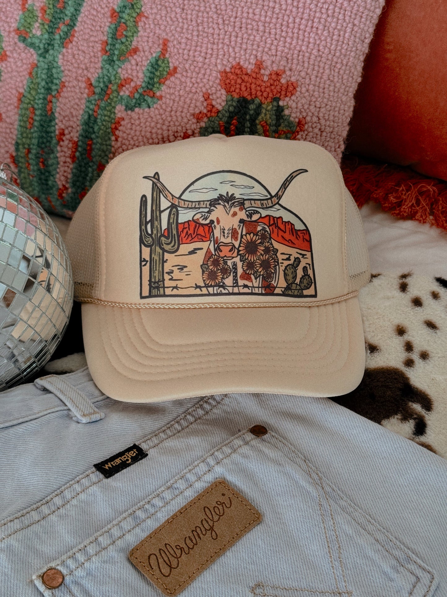 DESERT LONGHORN TRUCKER