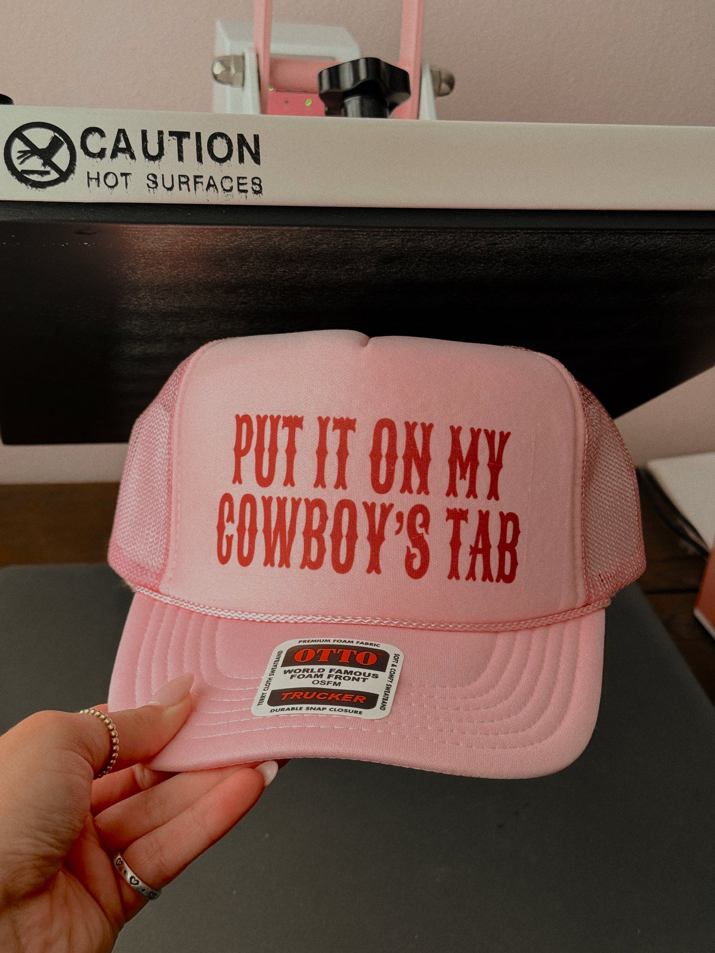 COWBOYS TAB TRUCKER